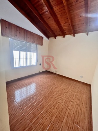 ALQUILER Duplex Berazategui. IMPECABLE