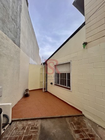ALQUILER Duplex Berazategui. IMPECABLE