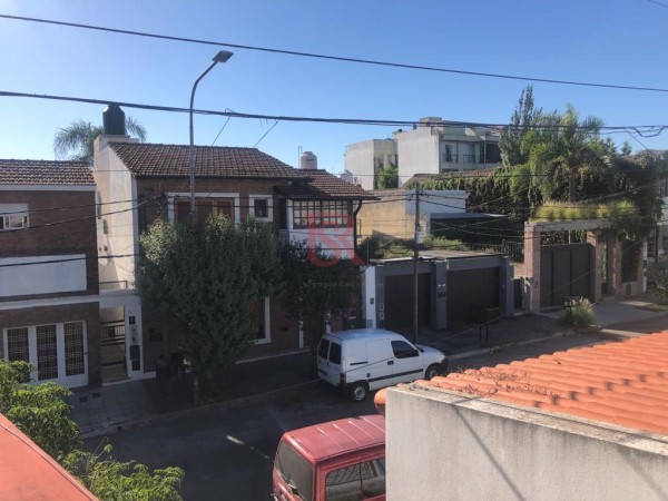 Excelente Casa - VENTA - Bernal