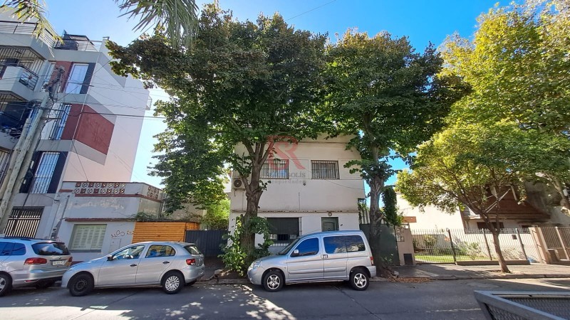 VENTA O ALQUILER CASA ANTIGUA EN QUILMES CENTRO A RECICLAR