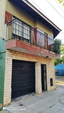 Venta Gran casa desarrollada en esquina 