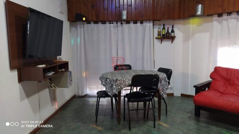 Venta Gran casa desarrollada en esquina 