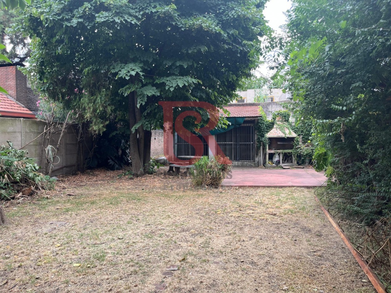 FV-Casa de 4 ambientes refaccionada con patio 