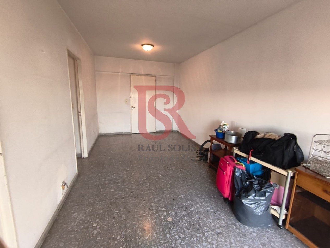LP - OPORTUNIDAD!!! Venta departamento 3 ambientes con hermosa vista en Quilmes centro