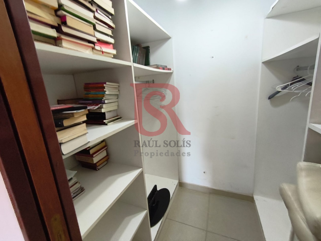 LP - VENTA hermoso departamento 2 ambientes luminoso en Quilmes centro