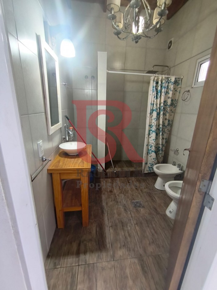 RS - ALQUILER tres ambientes primer piso por escalera en Quilmes
