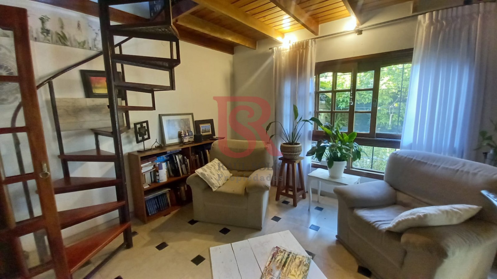 DN - Hermosa casa en venta en Quilmes Oeste