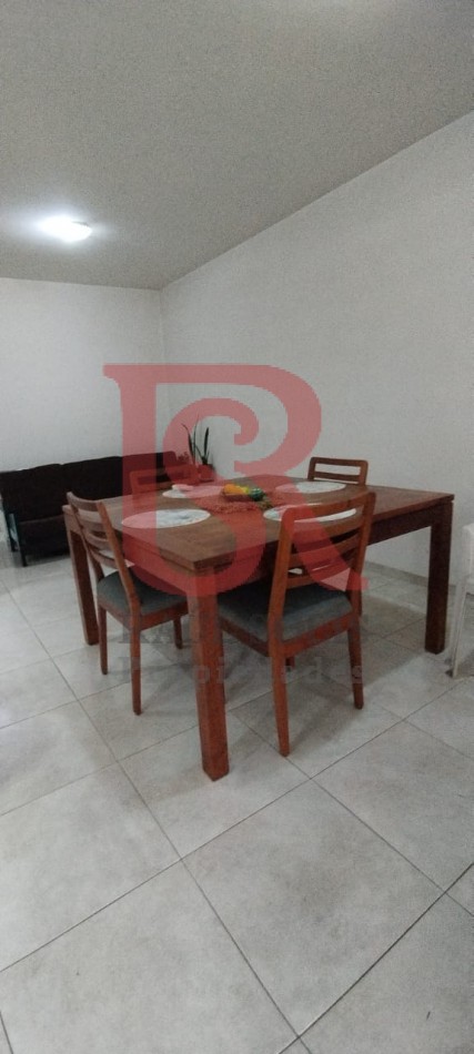 LP - VENTA Hermoso departamento luminoso con cochera en Quimes.