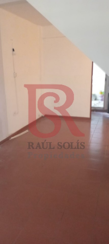 MS- Casa de dos plantas, ideal para profesionales o familias