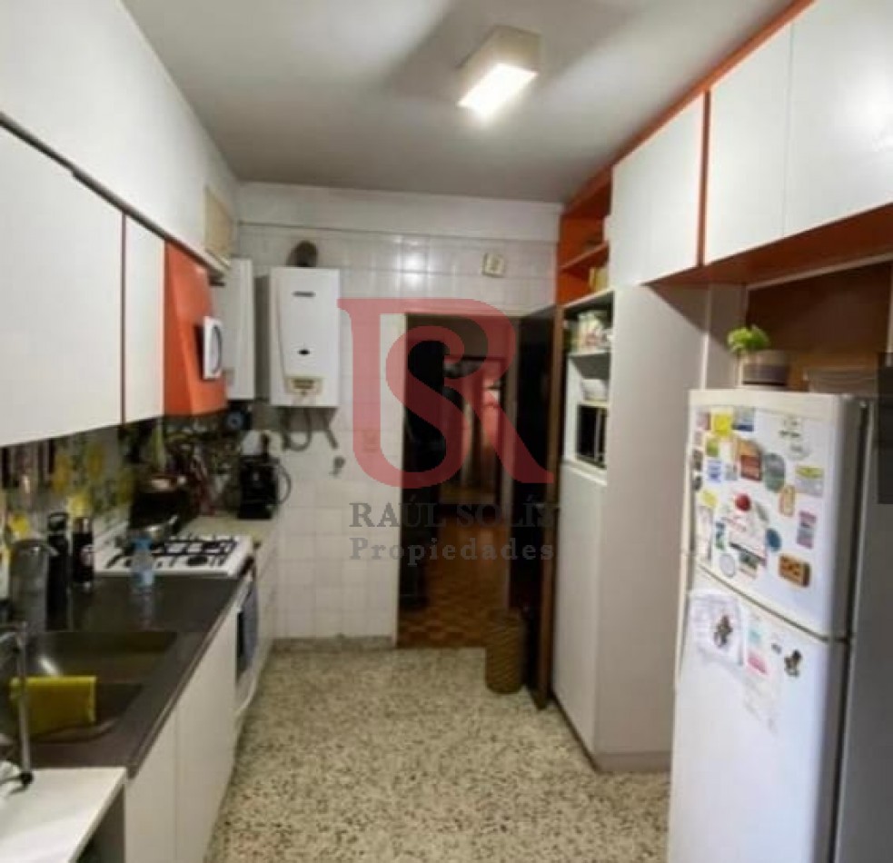 ES - Amplio departamento 4 ambientes en Quilmes centro
