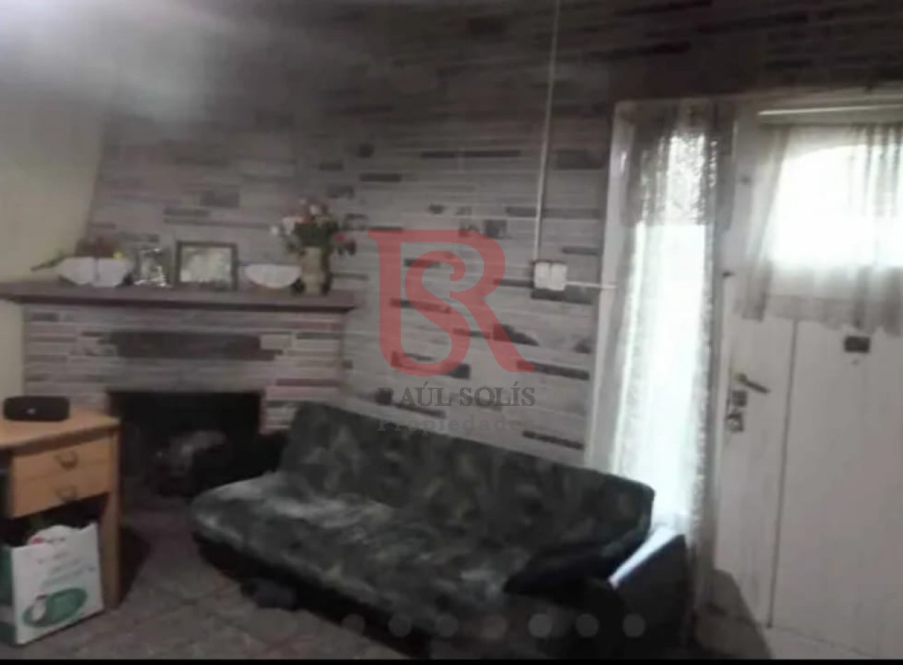 RB - Casa 4 ambientes con terreno y terraza a reciclar en Quilmes Oeste