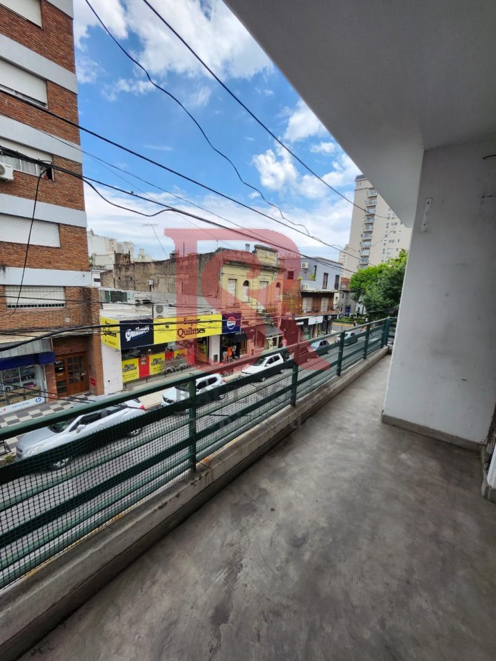 GZ - Excelente departamento dos ambientes con dependencia de Servicio