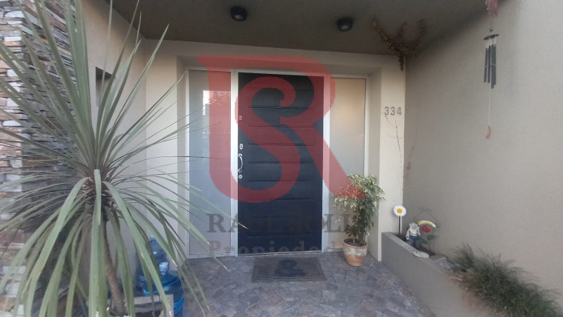 DN - Excelente casa en alquiler  en Quilmes residencial!!