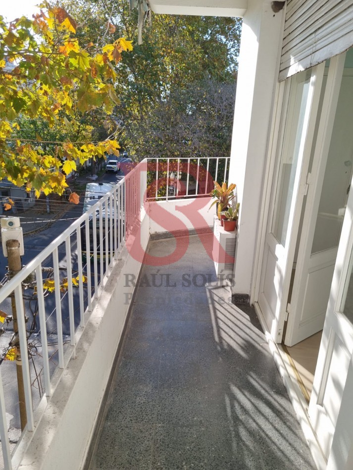 AM. Impecable Departamento tres ambientes en Quilmes Oeste