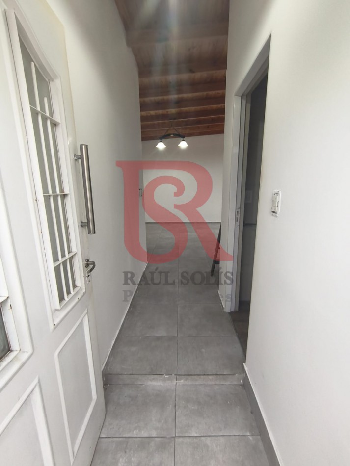 RS - ALQUILER tres ambientes primer piso por escalera en Quilmes