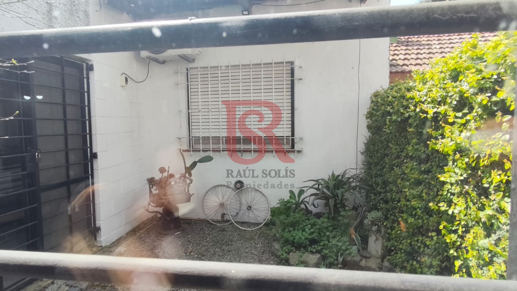 DN - Excelente ubicacion, Casa 4 ambientes en venta, Quilmes!! Apta Credito