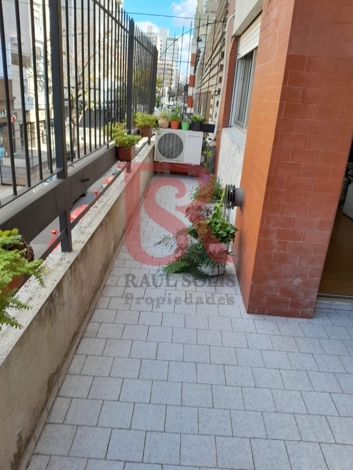 LP - Hermoso departamento dos ambientes con patio interno en Quilmes centro