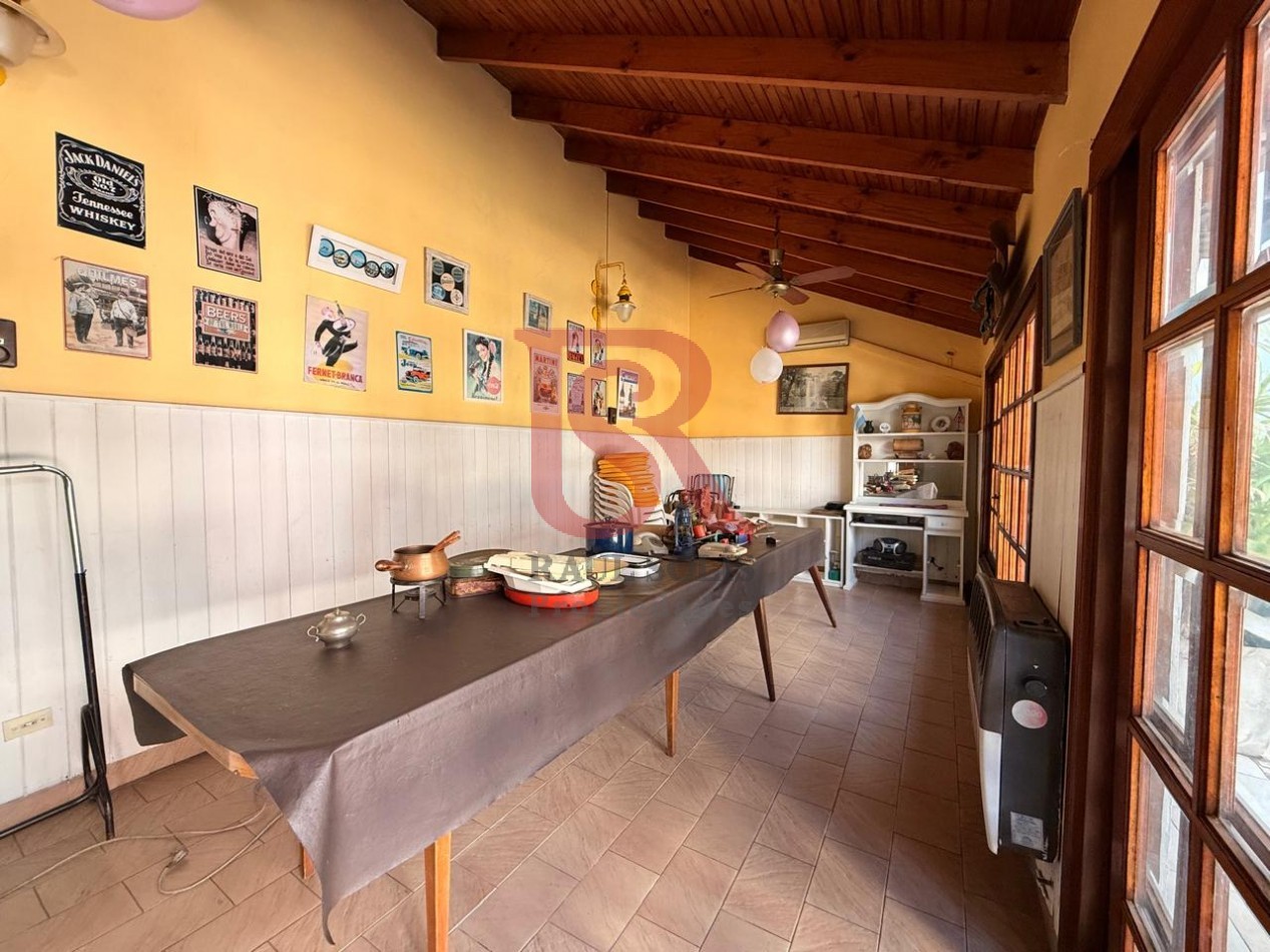 DN - Hermosa casa 4 ambientes con quincho, Quilmes Centro!!