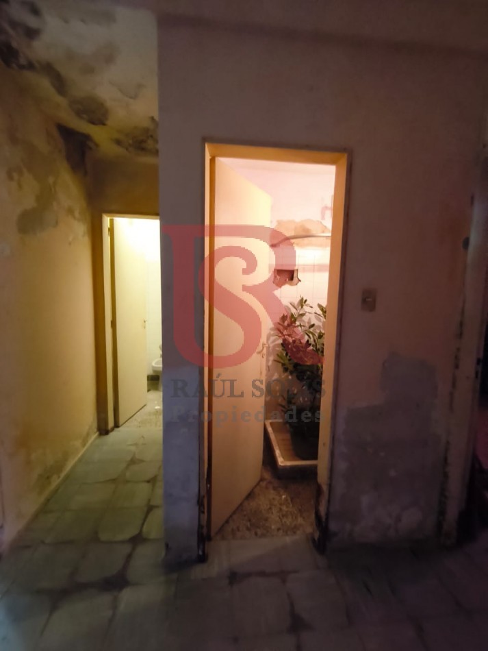 LP - Venta departamento a refaccionar 5 ambientes en Berazategui