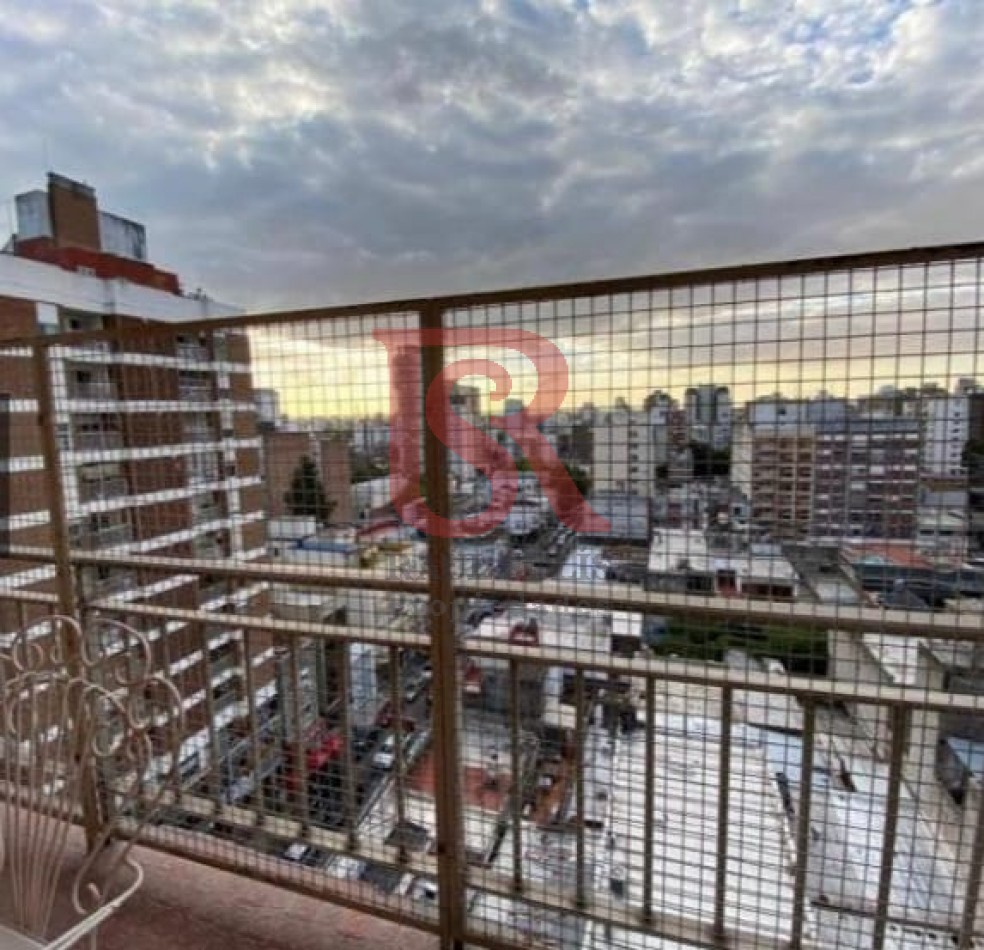 ES - Amplio departamento 4 ambientes en Quilmes centro