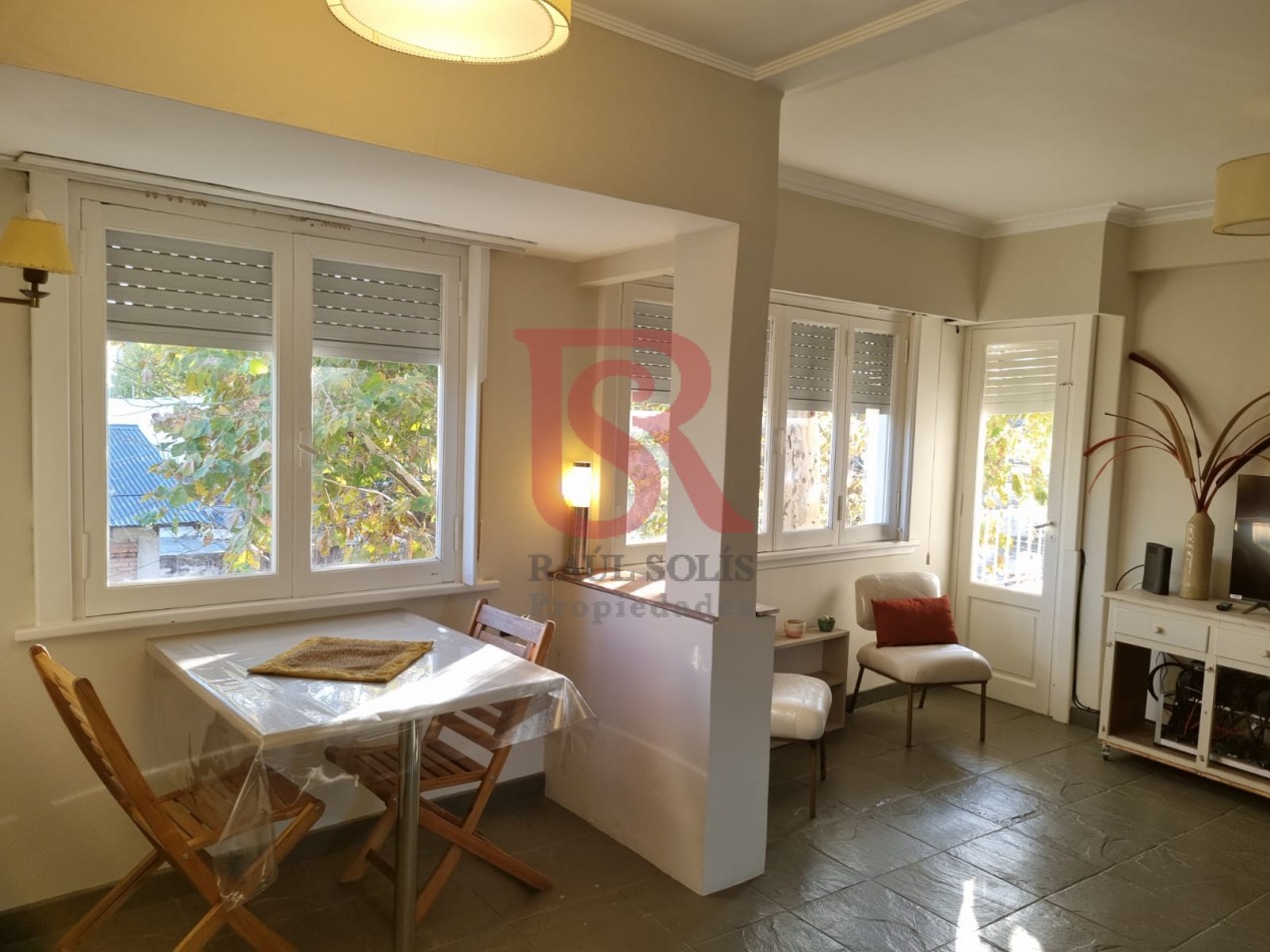 AM. Impecable Departamento tres ambientes en Quilmes Oeste
