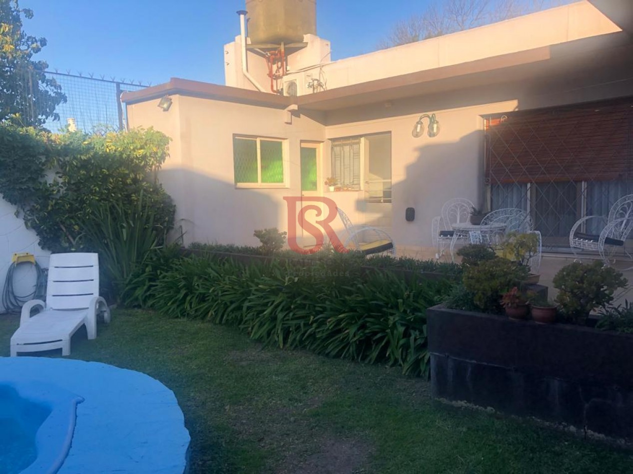 OPORTUNIDAD! Excelente Casa en Alquiler y Venta - Quilmes Oeste - 