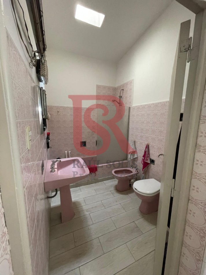 MS-Casa en 1er Piso en Av España Entre Chacabuco y Mitre -San Luis capital Excelente ubicacion!!!!!