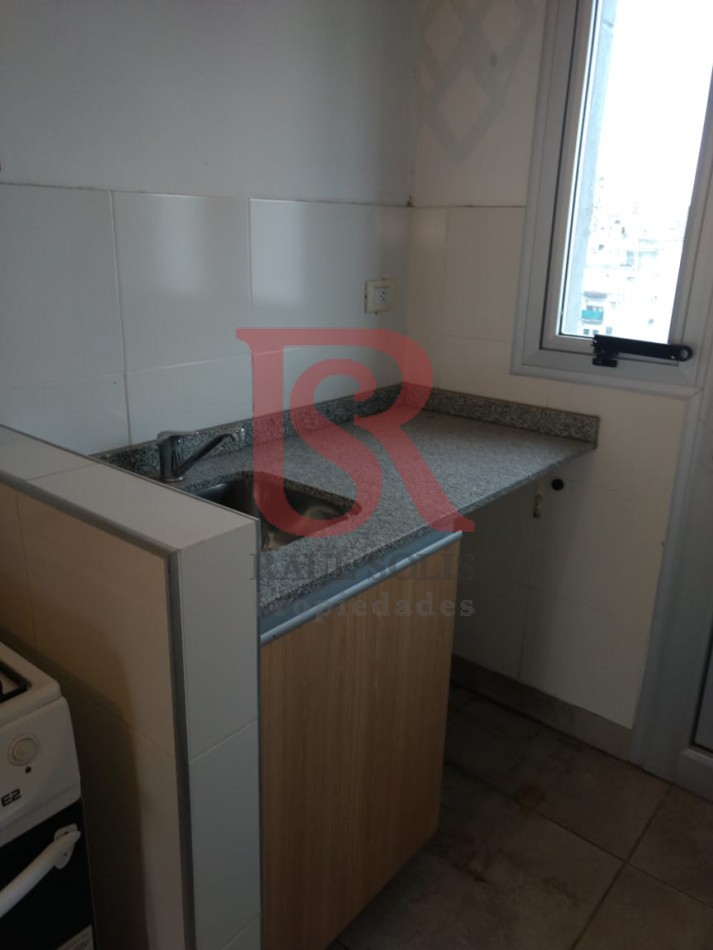 RS - Hermoso departamento 2 ambientes en Quilmes centro 