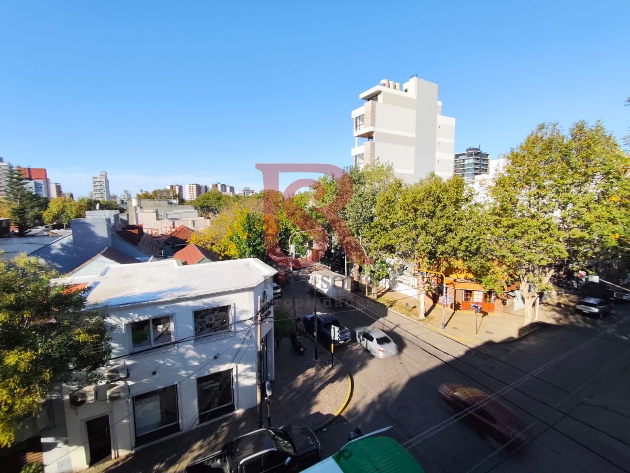 DN - Amplio departamento 3 ambientes con cochera en alquiler, Quilmes