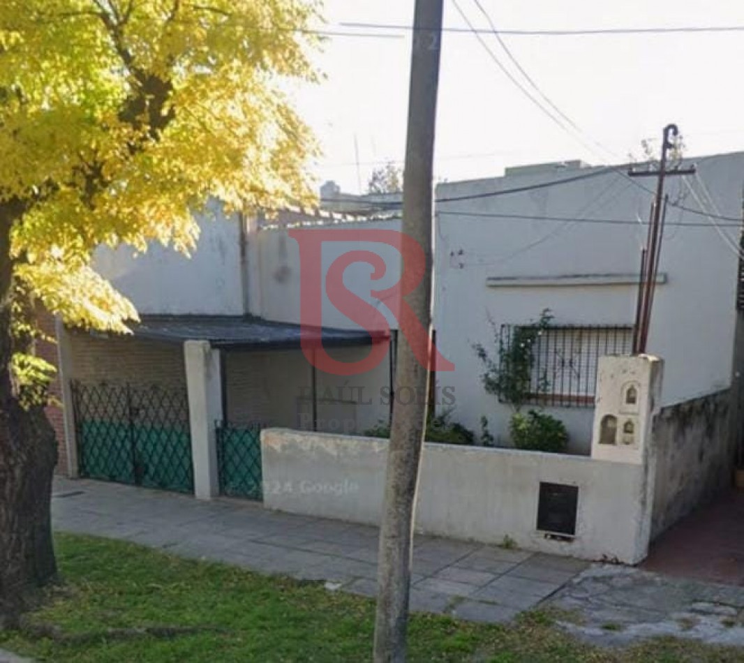 DN - Casa en venta en Sarandi!