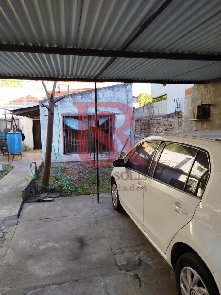 FV Casa en venta 4 ambientes, 220 m² - a metros de Universidad Jauretche y Metrobus