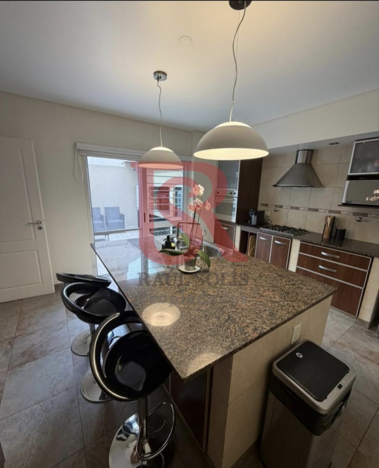 DN - Hermosa casa 4 ambientes en venta!!
