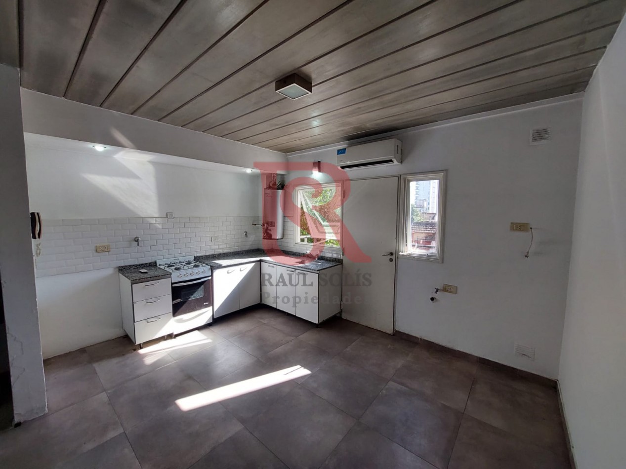 DN - Loft 2 ambientes con cochera en alquiler, Quilmes