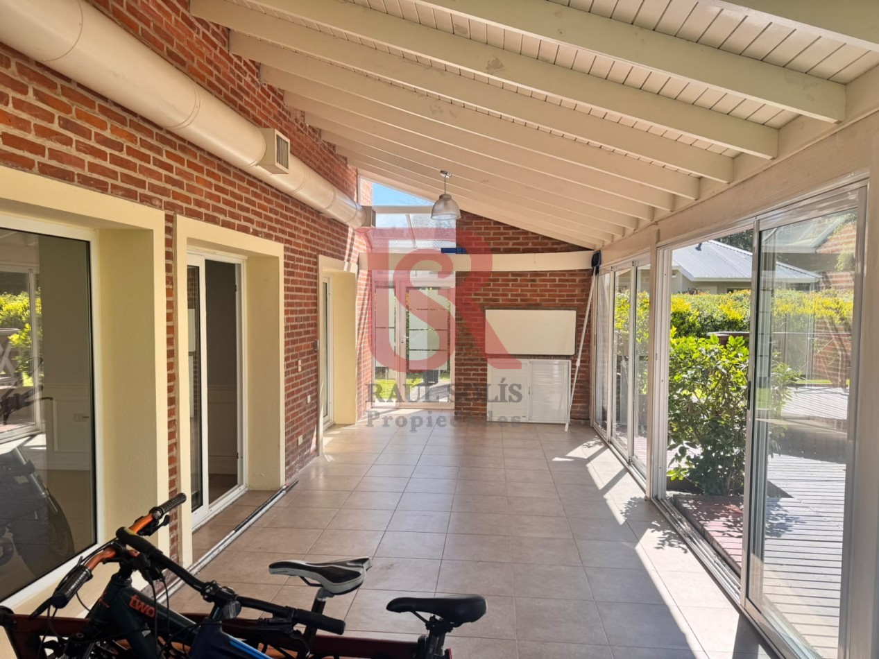  GZ - VIVI EN ABRIL - CASA CON PILETA - QUINCHO Y GRAN JARDIN