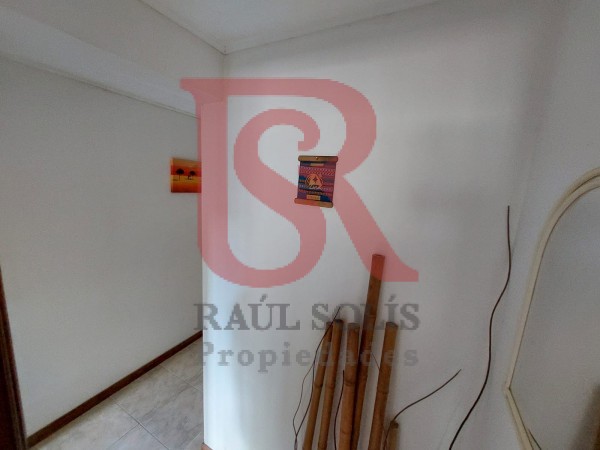 AV- Amplia casa en venta a pocas cuadras del mar
