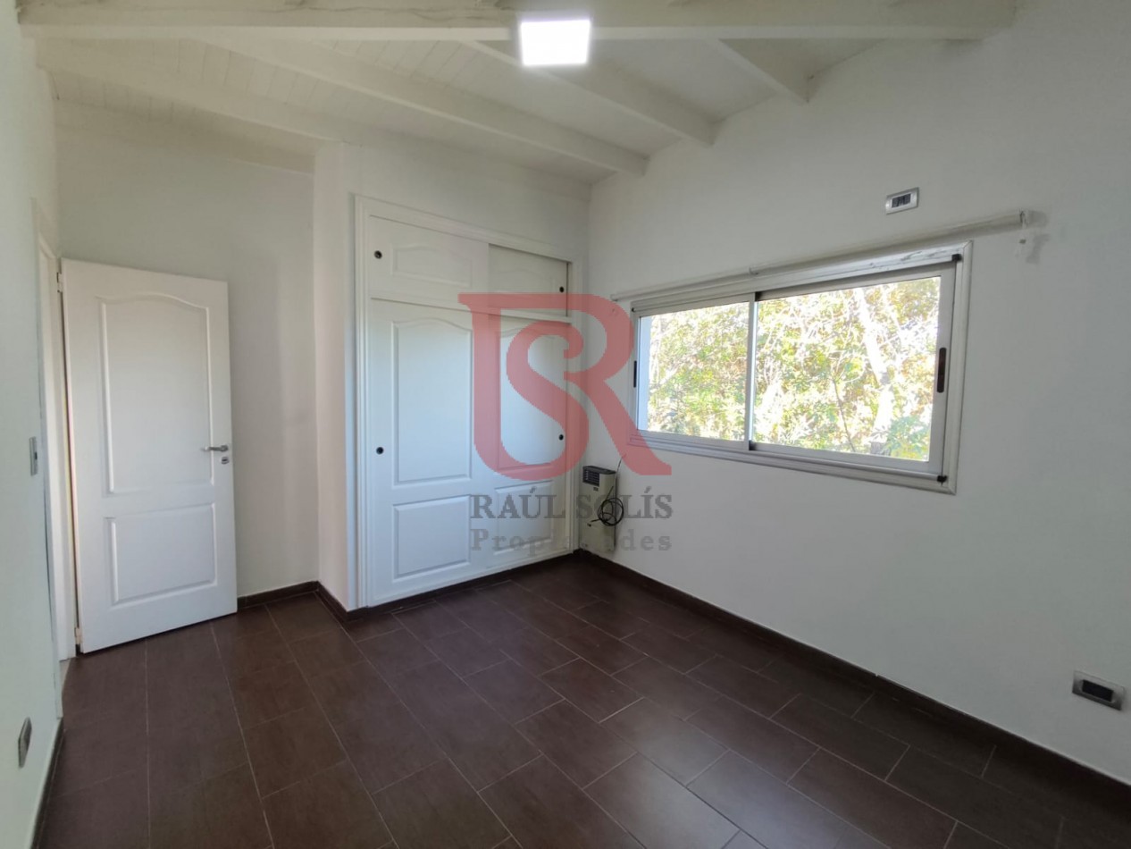 DN - Amplio departamento 3 ambientes con cochera en alquiler, Quilmes