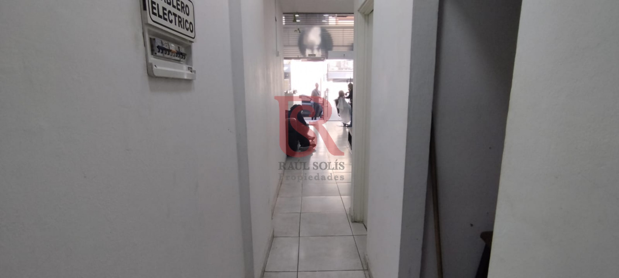 LP - Hermoso local comercial en Quilmes centro