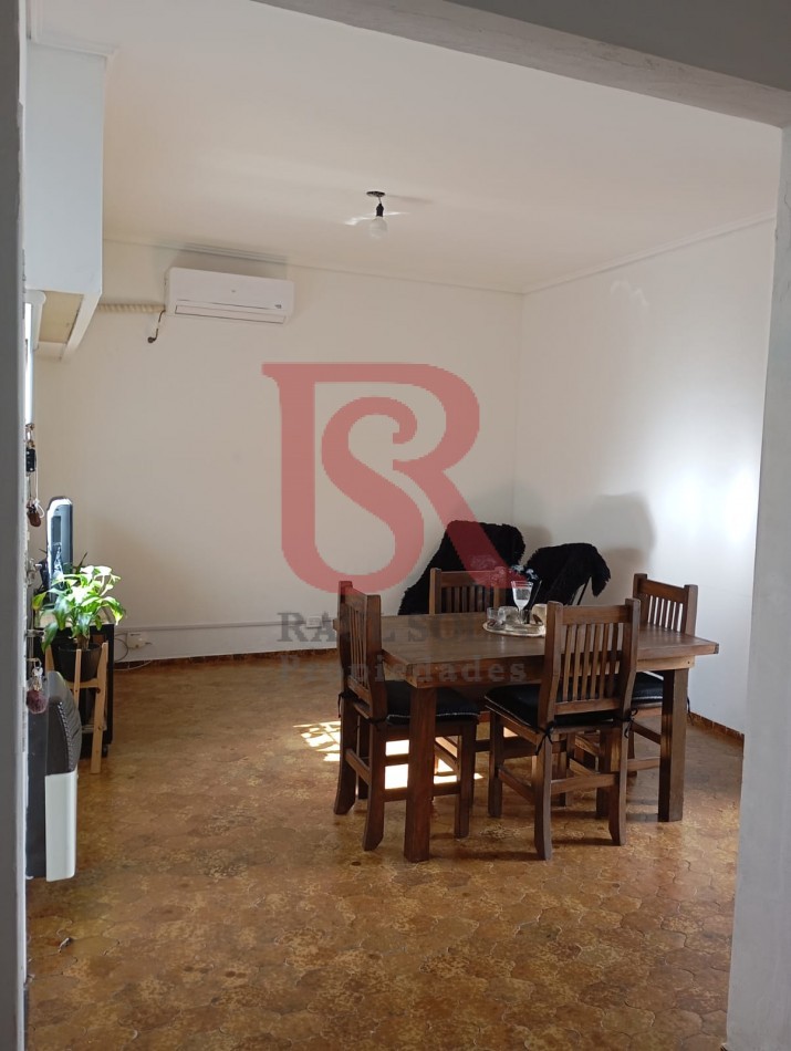 LP - Alquiler PH en planta baja 2 ambientes con patio interno sin expensas en Bernal