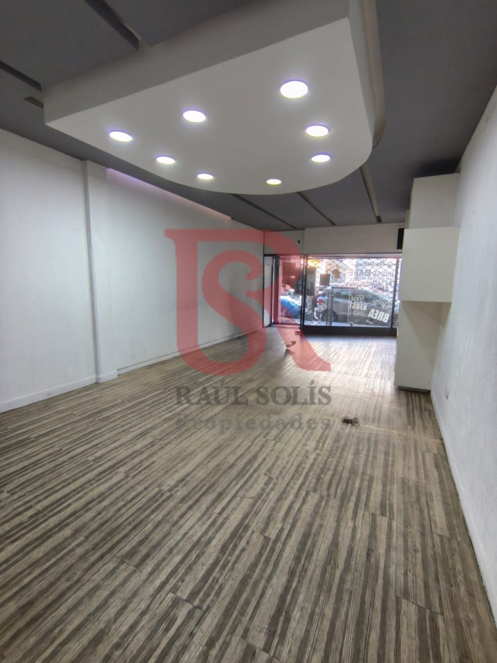 LP - ALQUILER LOCAL COMERCIAL ubicado en Quilmes centro