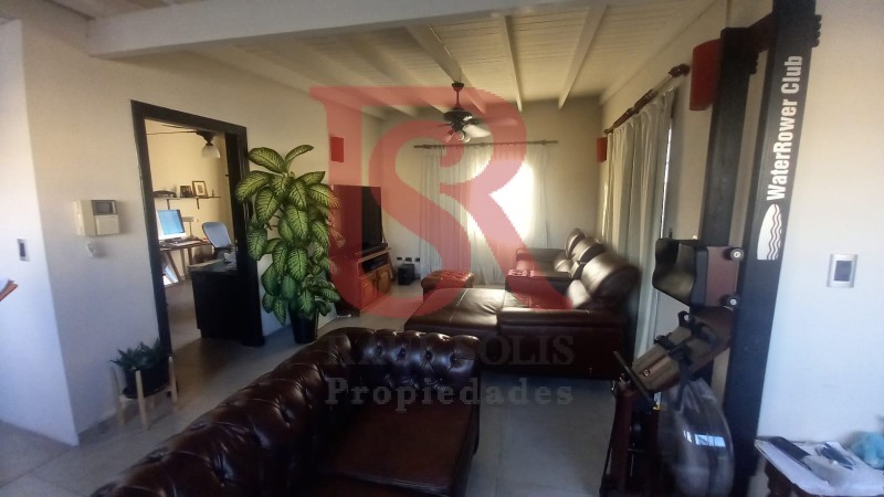 DN - Excelente casa en alquiler  en Quilmes residencial!!