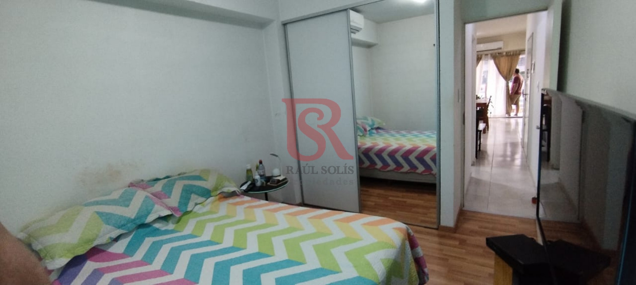 LP - VENTA Hermoso departamento luminoso con cochera en Quimes.