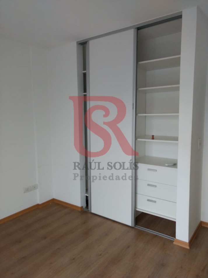 RS - Hermoso departamento 2 ambientes en Quilmes centro 