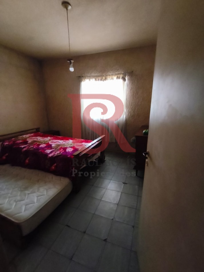 LP - Venta departamento a refaccionar 5 ambientes en Berazategui