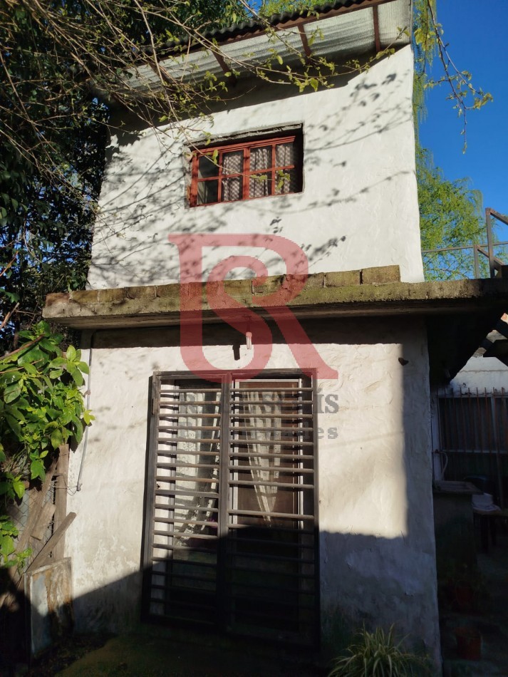 FV Casa en venta 4 ambientes, 220 m² - a metros de Universidad Jauretche y Metrobus