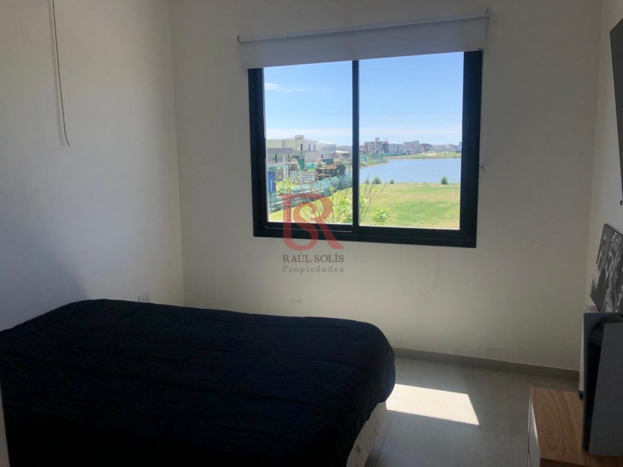 Impecable Casa En Venta De Dos Dormitorios Con Piscina En Pueblos Del Plata - Barrio Magallanes