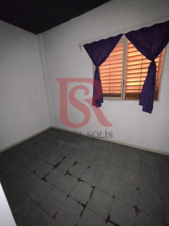 LP - Venta departamento a refaccionar 5 ambientes en Berazategui