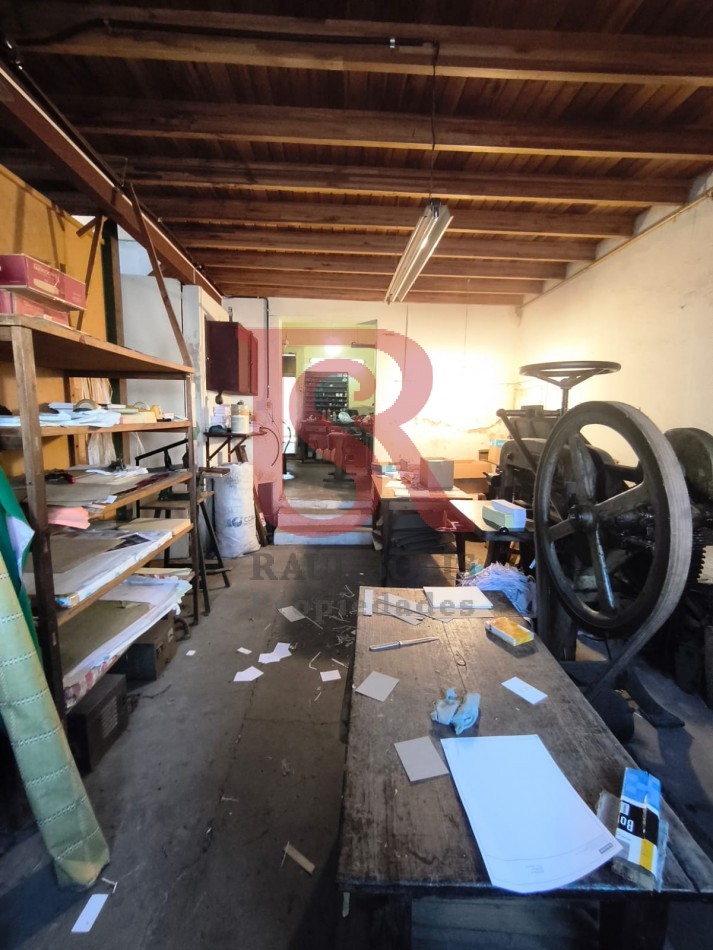 RS - Deposito amplio con espacio tipo loft en Quilmes centro