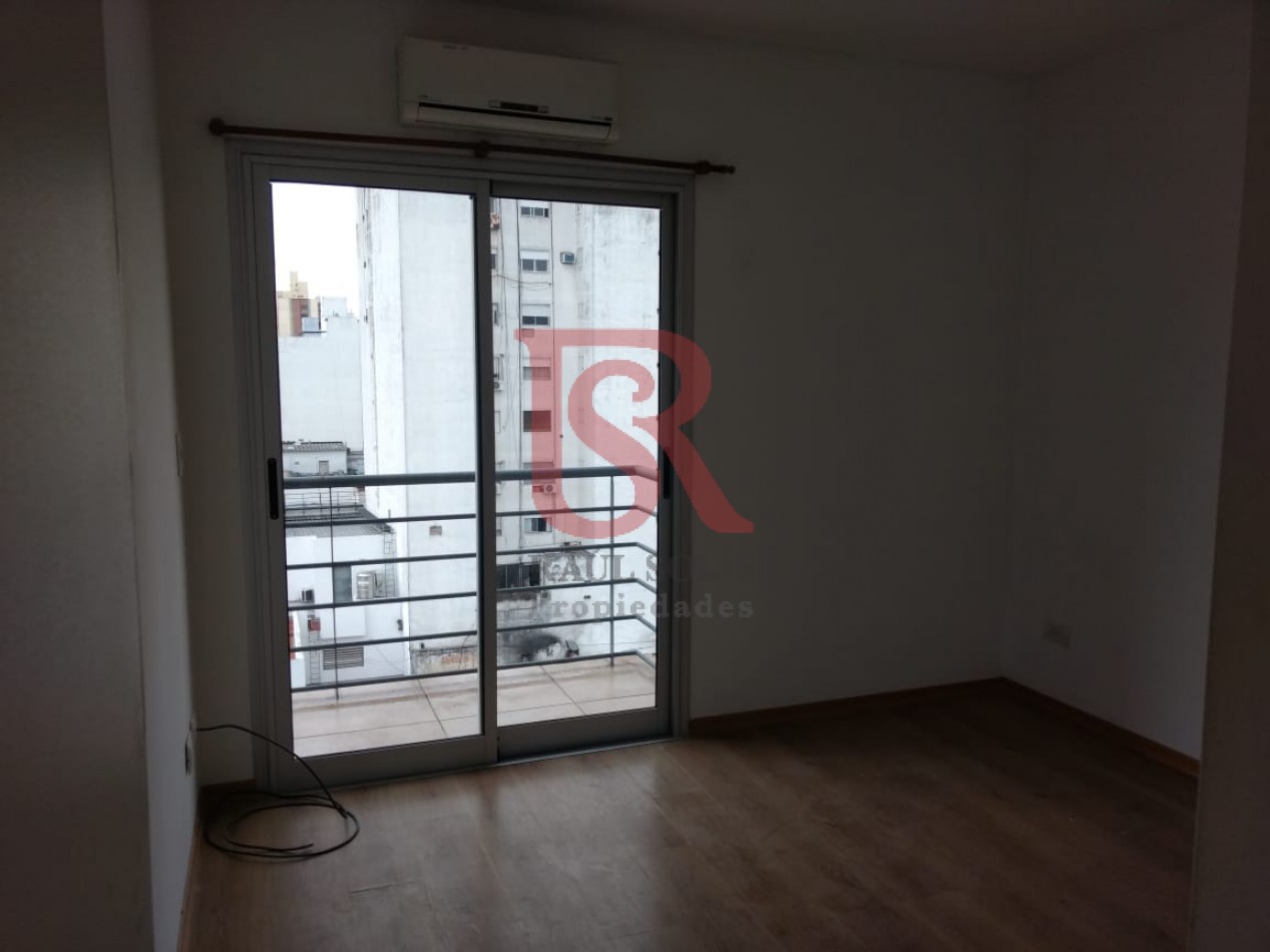 RS - Hermoso departamento 2 ambientes en Quilmes centro 
