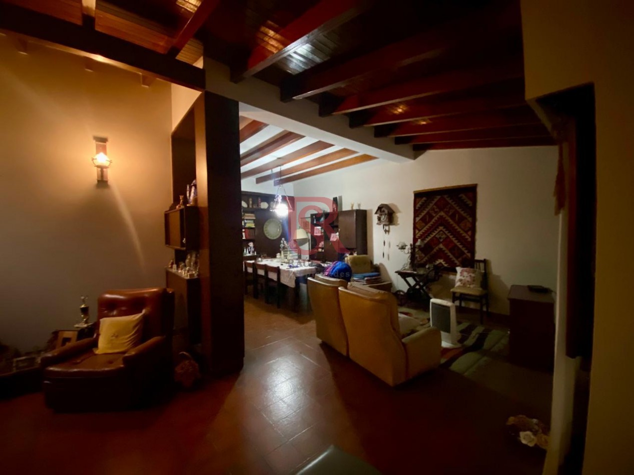 AM. Casa en Venta con gran terreno - Bernal