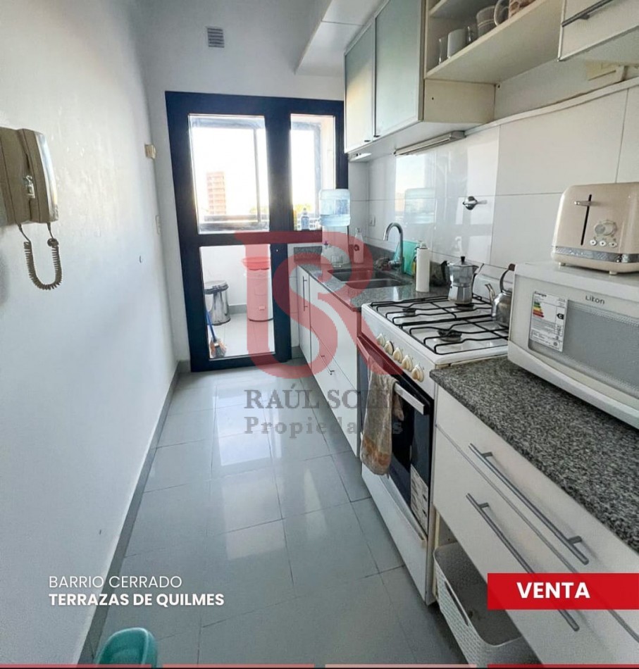 GZ - RETASADO INMEJOREBLE PRECIO...!!! Departamento super luminoso y de gran metraje tres ambientes